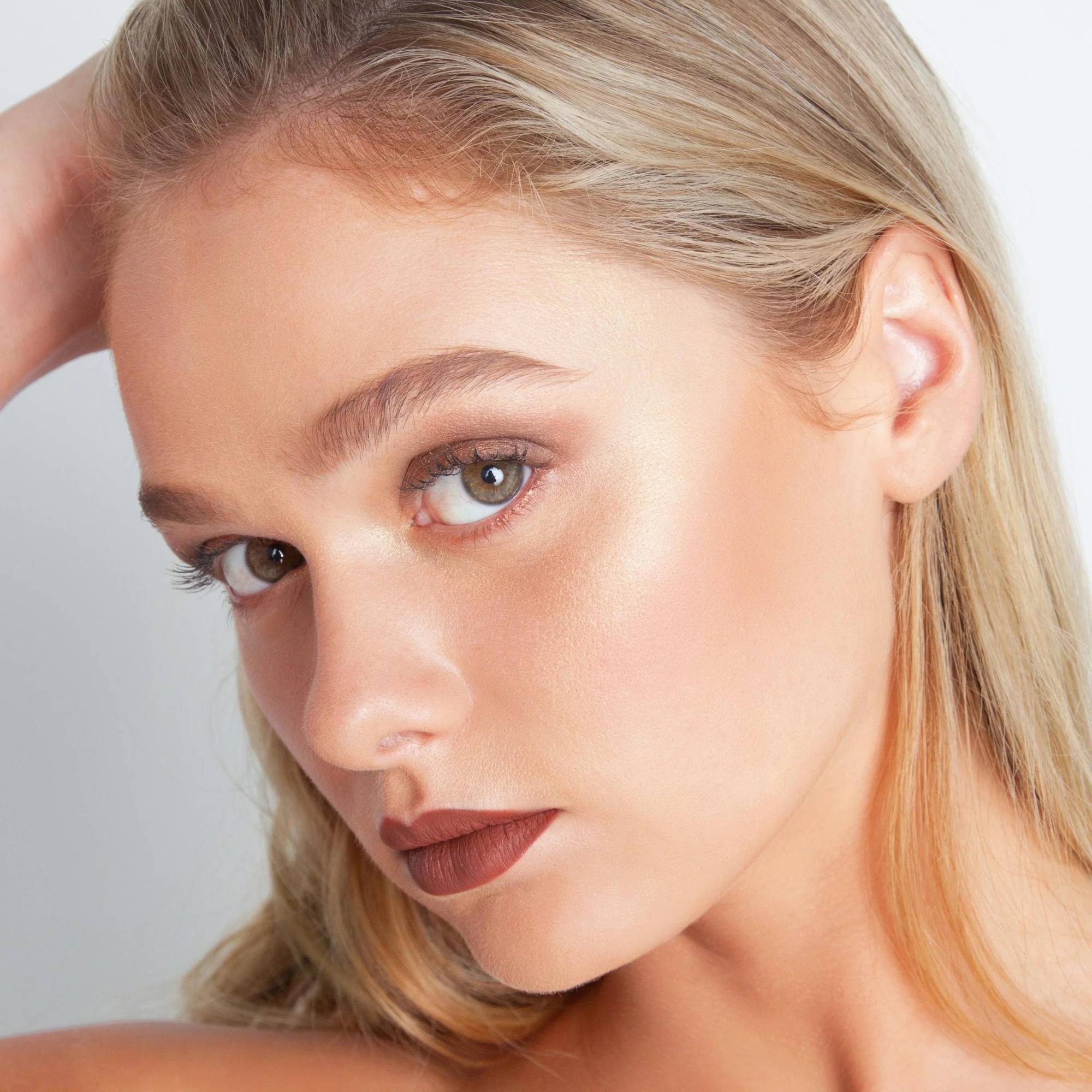 theBalm Cosmetics Mary-Lou Manizer Highlighter