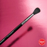 SIGMA E40 Tapered Blending Brush - Black/Chrome