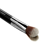 SIGMA F03 High Cheekbone Highlighter Brush